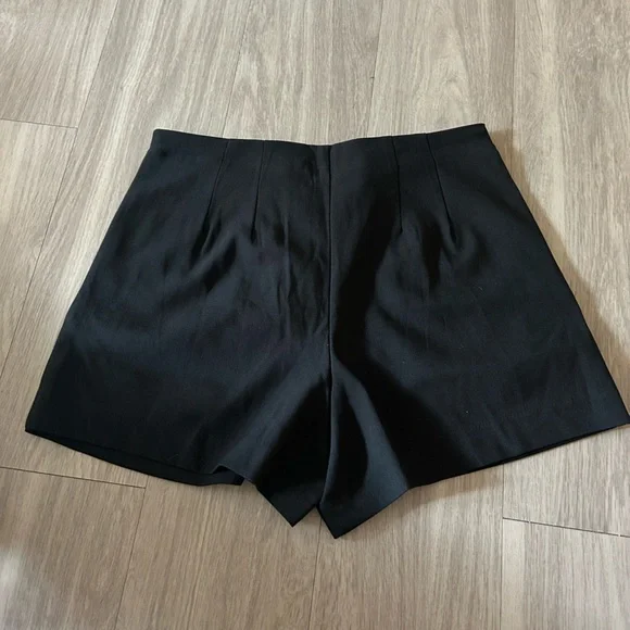 a new day Black High Waist trouser Shorts - Picture 5 of 5